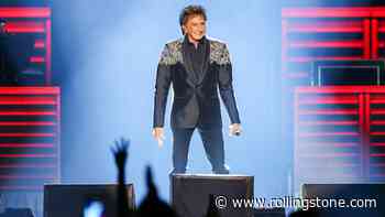 Barry Manilow Cancels Las Vegas Comeback Shows Due to Bronchitis