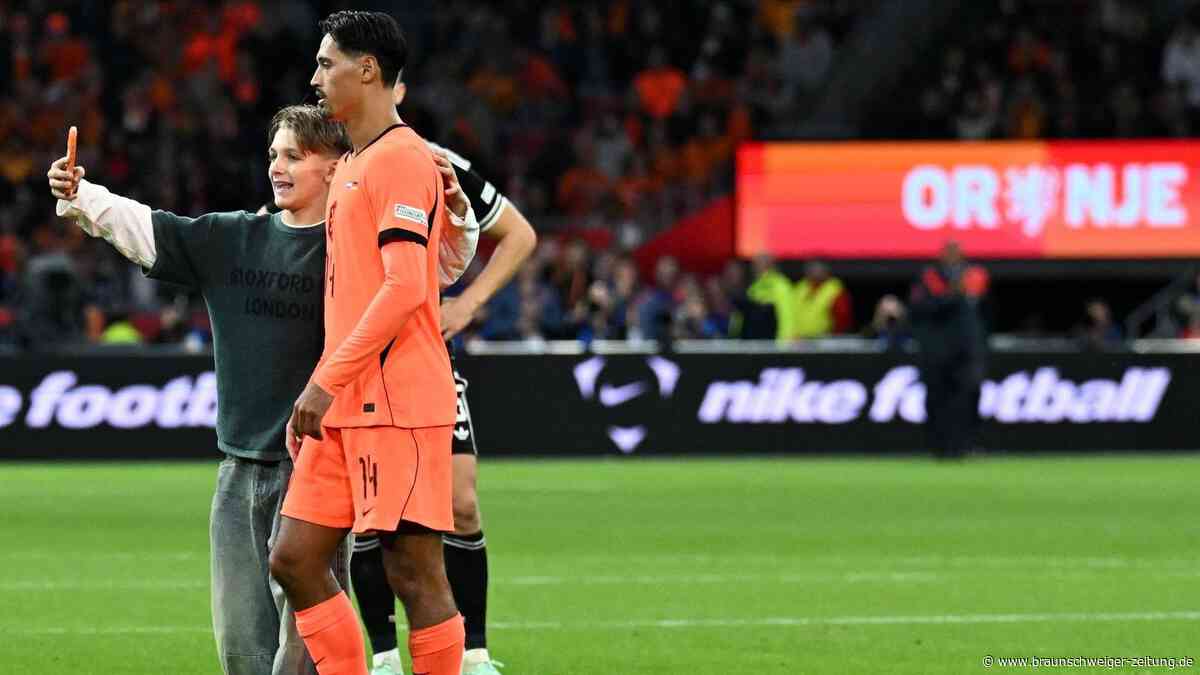 Selfie bei DFB-Spiel: Fünf Jahre Stadionverbot und Bußgeld für 13-Jährigen