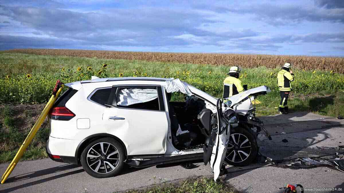 Folgenschwerer Frontal-Crash auf St2086 bei Neumarkt-St. Veit: Zwei Personen verletzt