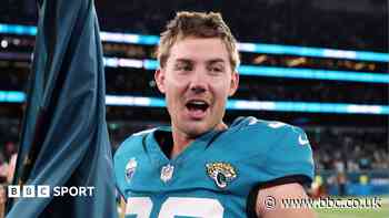 Jaguars stun Eagles with last-second win in London