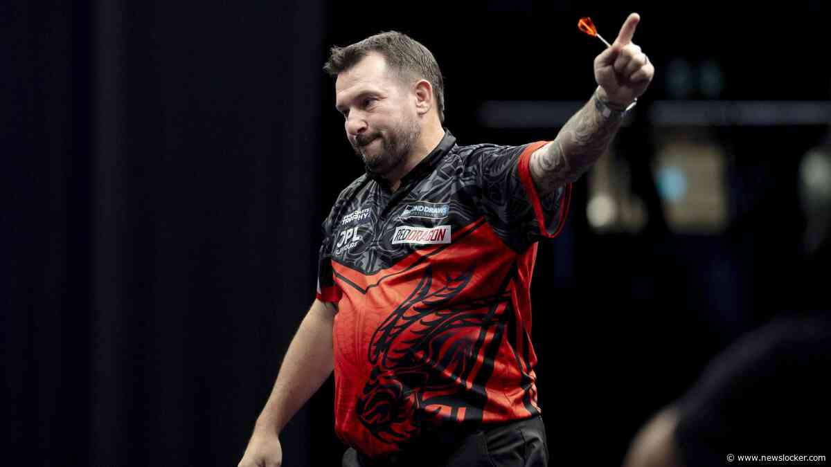 Jonny Clayton klopt Luke Humphries in finale Swiss Darts Trophy, Gian van Veen sneuvelt in halve eindstrijd