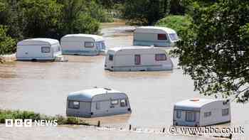 'Prepare for the unthinkable' warning over autumn flooding