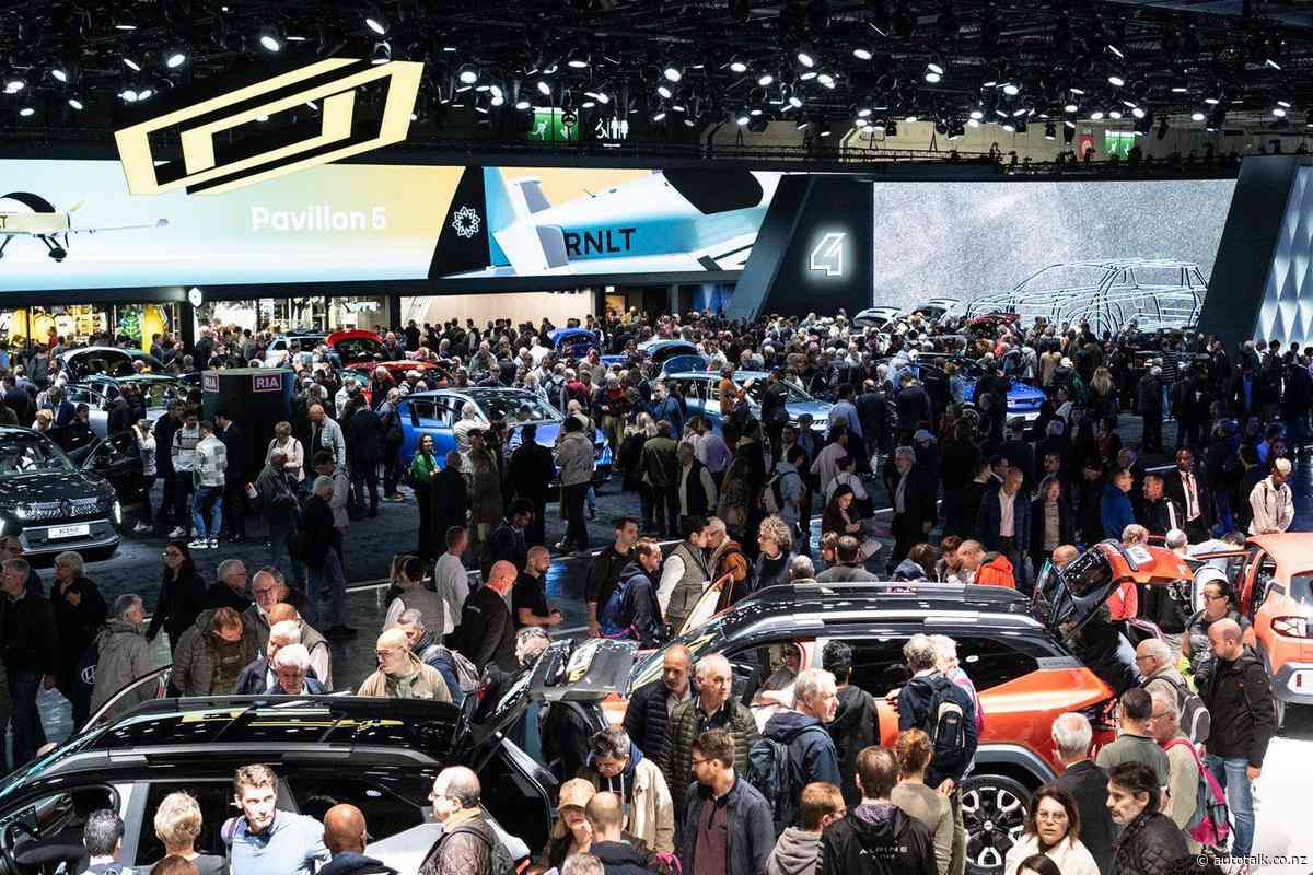 Chinese brands make up a third of carmakers at Paris Motor Show