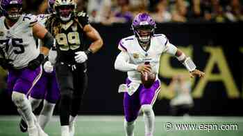 Murray scrambles seven times to lead Vikes to win: 'Turned back the clock'