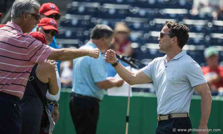 Executive Sam Fuld to stay with Phillies, reportedly declines job offer to lead baseball operations for another organization