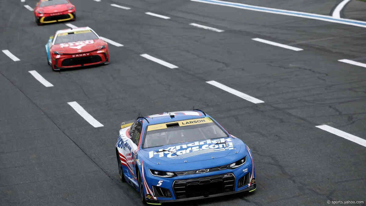 Kyle Larson takes command of NASCAR Chase with four to go