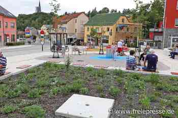 Jetzt doch Gert Fröbe? Entscheidung über Denkmal am Planitzer Markt zunächst vertagt