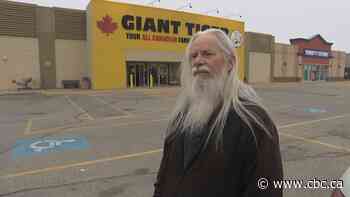Coming closure of another Winnipeg Giant Tiger store will mean 'less food in the fridge,' shopper says