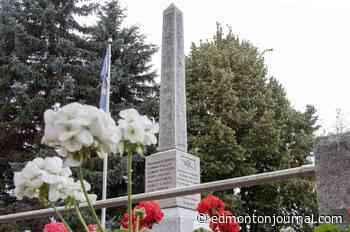 Edmonton's 1920 Beverly cenotaph vandalized ahead of Nov. 11 memorial