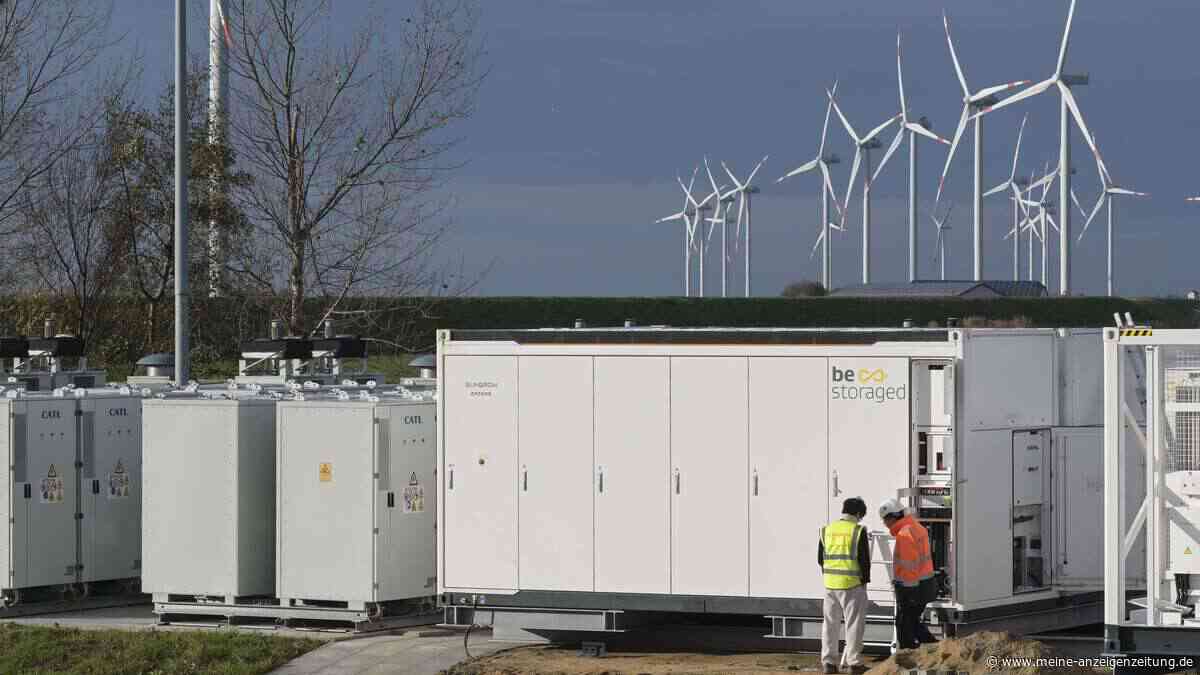Fraunhofer-Test: Batteriespeicher drücken Stromspitze von 583 auf 221 Euro