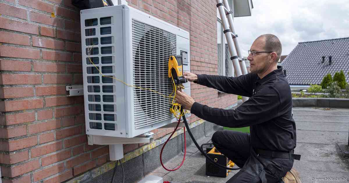 Verplichte warmtepomp in 2029 zorgt voor druk op installatiesector: ‘Monteurs moeten massaal worden omgeschoold’