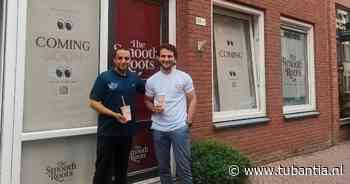 Van vrienden in het azc naar samen een eigen zaak: nieuw smoothiecafé opent in Enschede