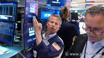Australian shares advance as banks, miners rally