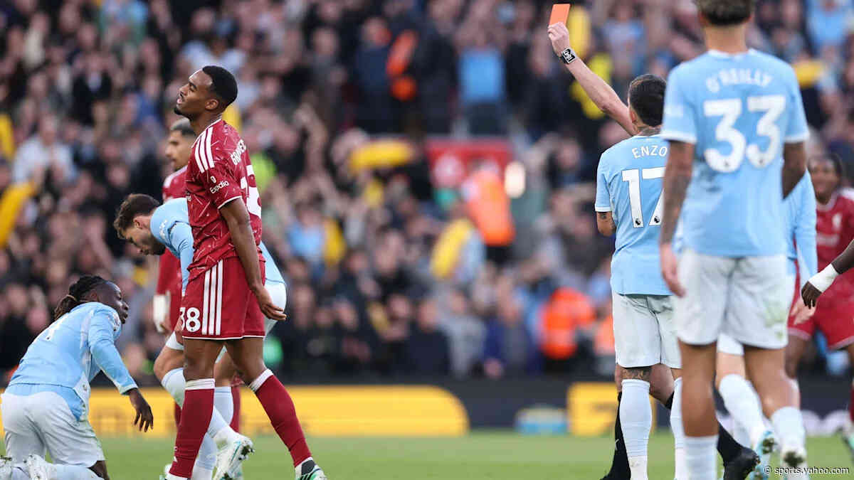 Wayne Rooney slams Ryan Gravenberch for ‘naive and stupid’ red card in Liverpool defeat to Man City