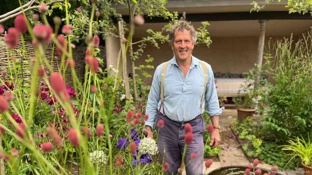 October gardening job Monty Don urges everyone to do for beautiful blooms next year