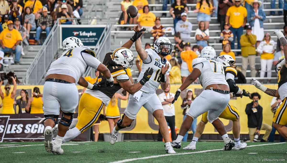 Making the Grade: Bogar Becoming QB's Worst Nightmare