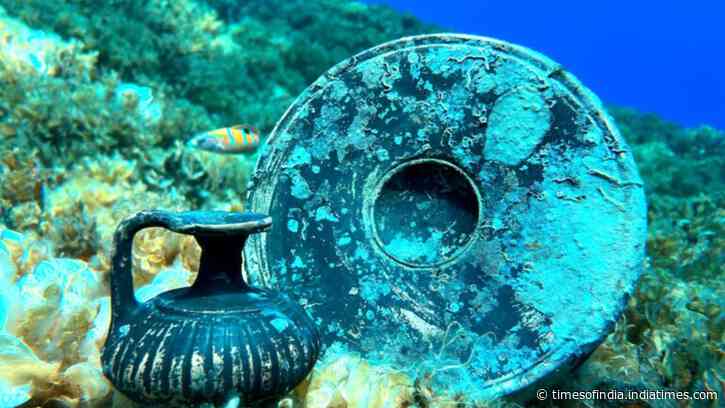 A 2,300-year-old shipwreck off Croatia’s Vis island reveals rare pottery, personal belongings and wooden remains