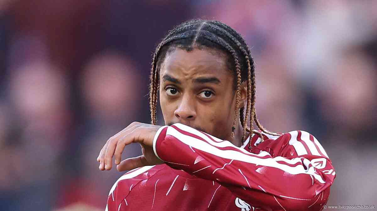 Gary Neville gives brutal Bradley Barcola verdict as Liverpool teammate sends clear message