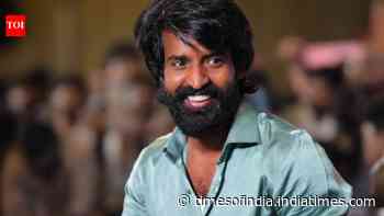 Soori loses his cool on stage as hosts make SARCASTIC remark
