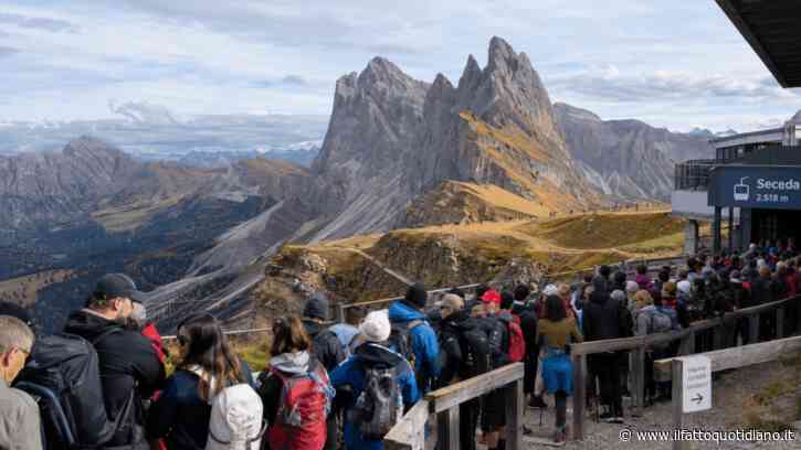 “La tv in Asia trasmette continuamente programmi dedicati alle Dolomiti, ecco perché poi tutti vogliono venire a visitarle. E c’è la corsa a esplorare per primi destinazioni ancora poco note per mostrare contenuti esclusivi”
