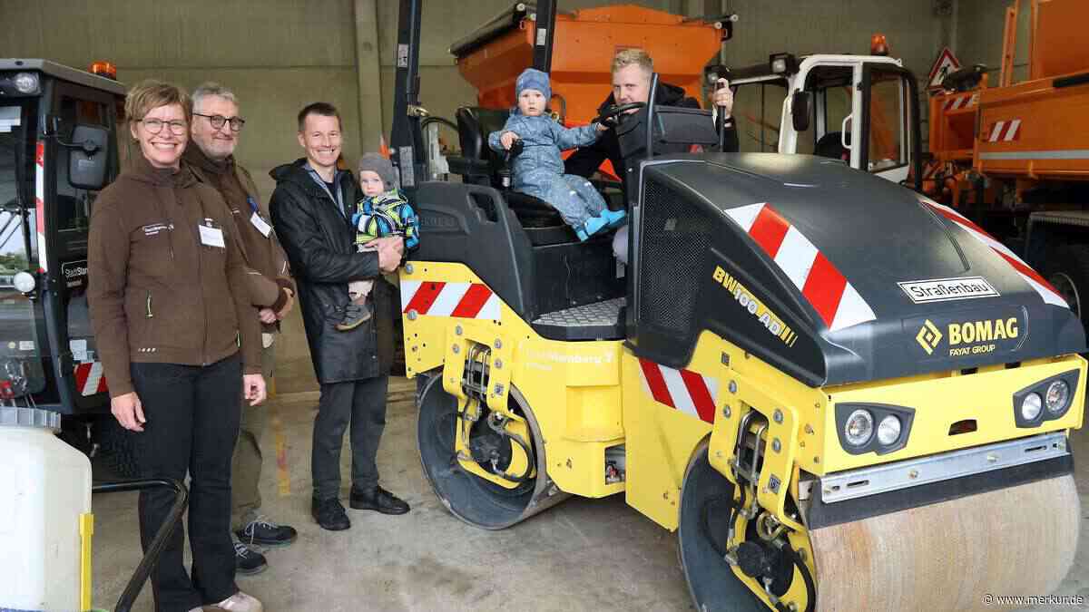 Im Dienst, bevor der Tag beginnt: Betriebshof Starnberg öffnet seine Tore
