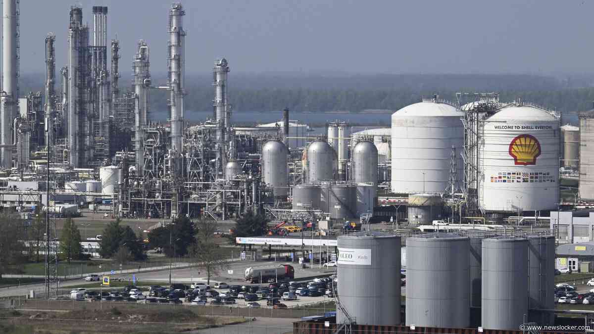Grote zorgen bij werknemers van Shell Moerdijk om mogelijke sluiting: ’Geef snel duidelijkheid’
