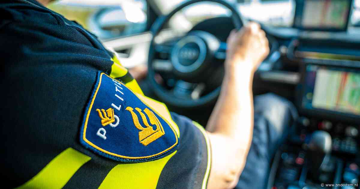 Fietser gewond bij botsing met andere fietser in Roosendaal, politie zoekt vrouw