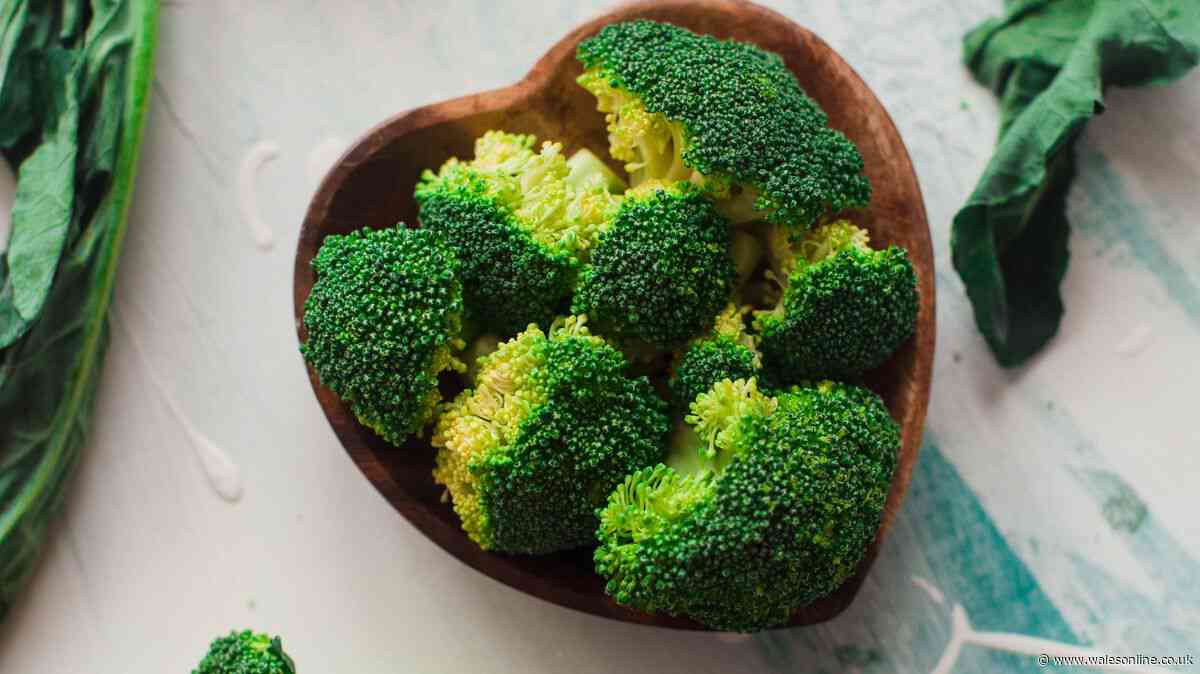 Broccoli tastes even better when you add three ingredients to pan – not salt