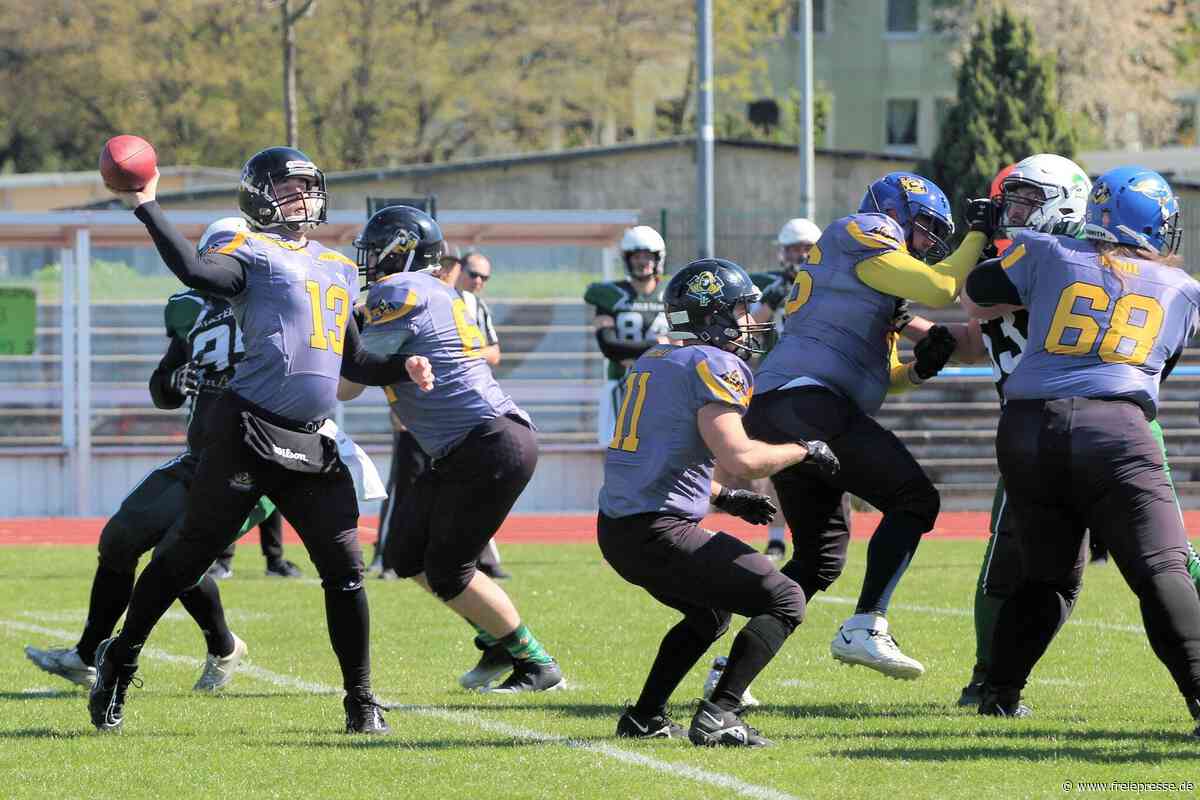 Touchdowns und Rettungswagen: Freiberger Footballer feiern emotionales Jubiläumsspiel