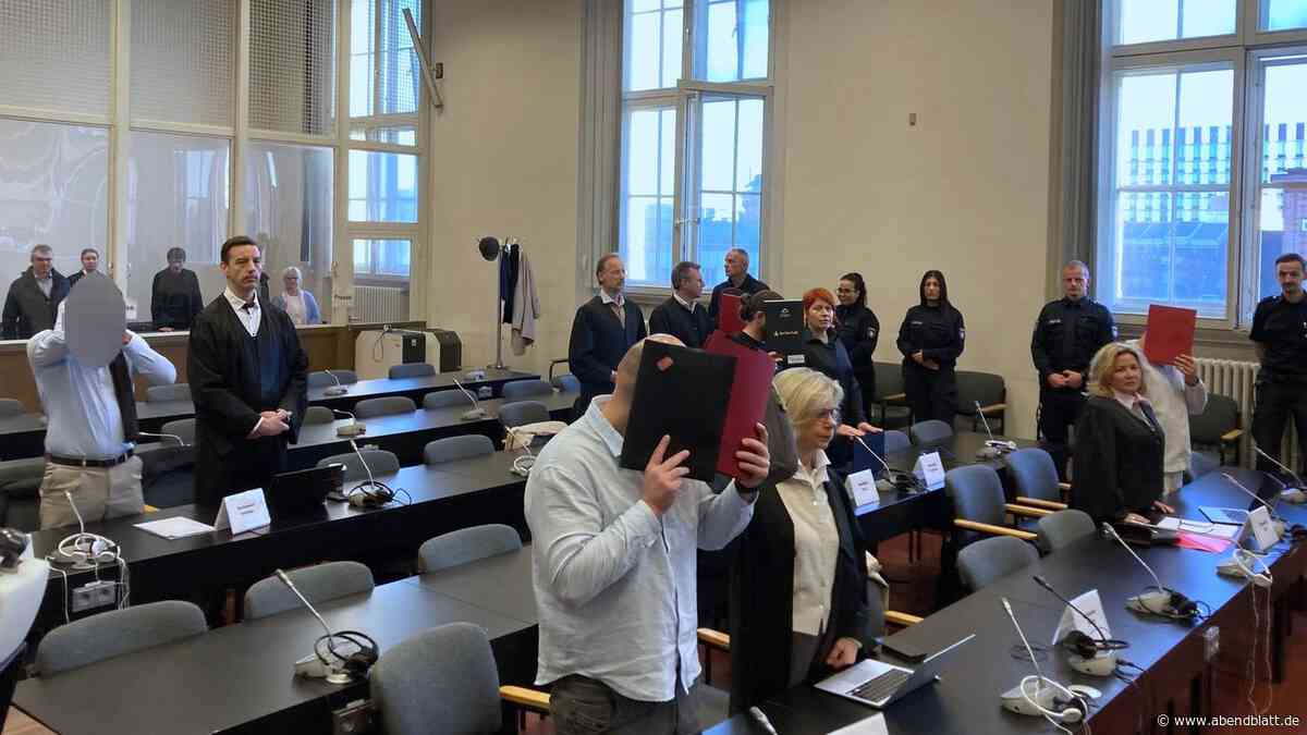 Filmreifer Einbruch bei Haspa übers Nachbarhaus: Männer stehlen zwei Millionen Euro