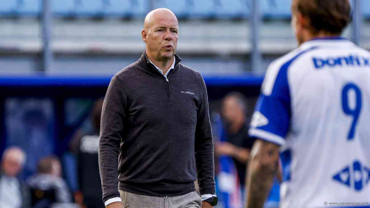 Gemor in Zwolle neemt toe nu degradatiestreep dichtbij komt: ’Er wordt altijd naar de trainer gekeken als je verliest’