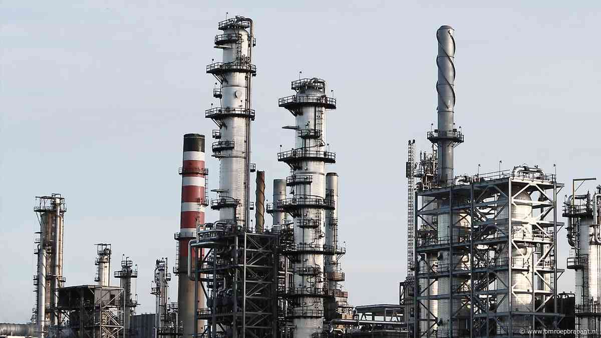 Werknemers Shell Moerdijk ongerust en willen duidelijkheid over sluiting