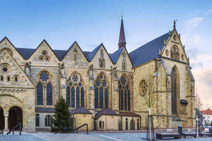 Iris Berben wird zur Stimme des Paderborner Doms