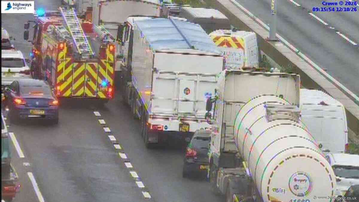 Huge M4 queues in Bristol after trailer fire breaks out