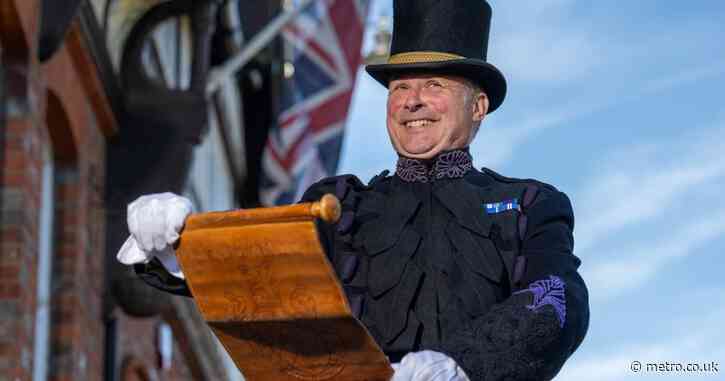 ‘I’m Britain’s best town crier – here are the mistakes other criers make’