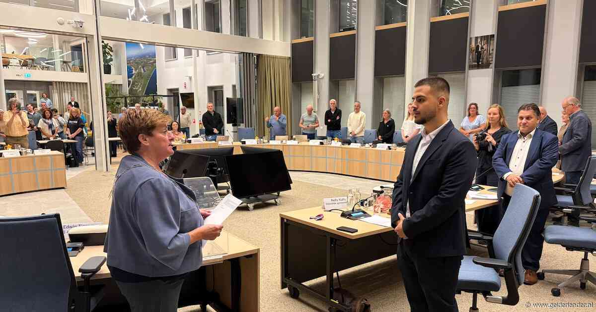 Mustafa (22) gaat de politiek in, maar dat levert nare reacties op: ‘Laten we elkaar niet beoordelen op afkomst’