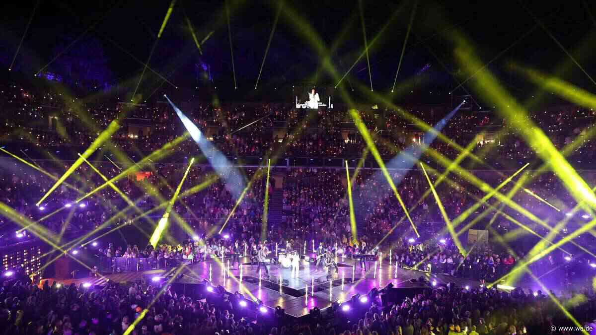Kurz vor seinem Bühnen-Abschied: Schlager-Ikone sagt überraschend den „Schlagerbooom“ ab