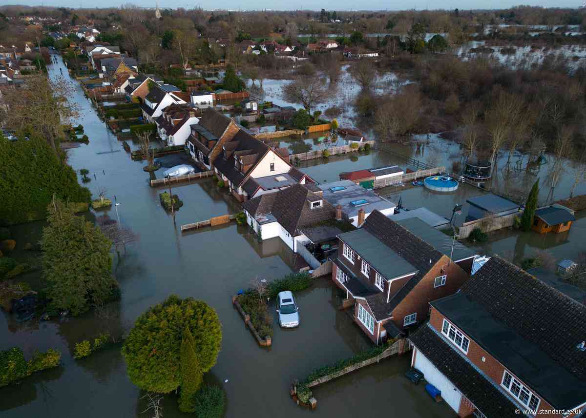 Londoners told to sign up for flood warnings amid Super El Niño extreme weather fears