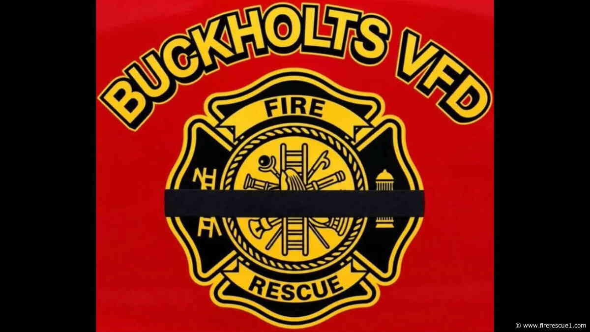 Texas firefighter dies in rollover crash responding to fire
