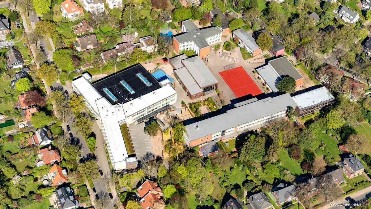 Unbekannte beschmieren Gymnasium Othmarschen mit Hakenkreuzen und Hassparolen