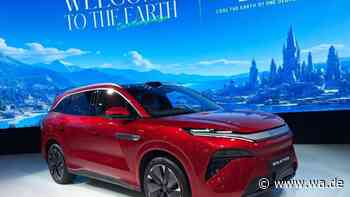 Siebensitzer mit Blitzlader – BYD auf dem Autosalon Paris