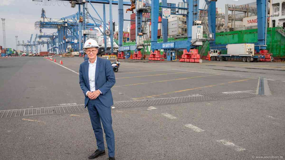 Tschentscher in Vietnam: Bürgermeister lotet Chancen für den Hamburger Hafen aus