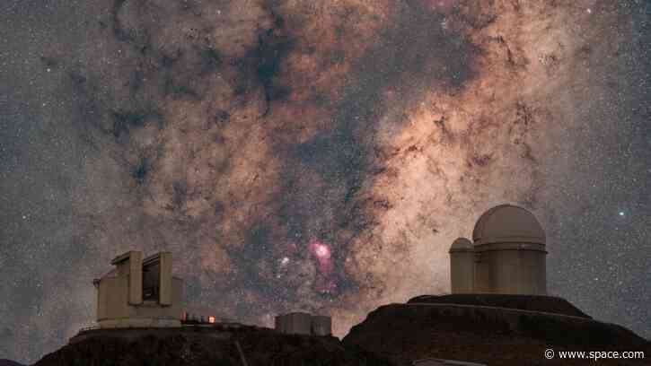 The Milky Way glows over telescopes in the Atacama Desert | Space photo of the day for Oct. 9, 2026