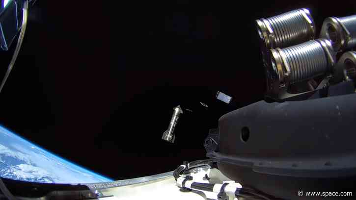 Relive Starship's 1st-ever orbital flight with these epic SpaceX videos