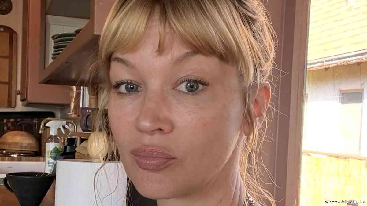 People think I'm in my 20s and are stunned when I tell them my real age - and NO, I haven't had plastic surgery... just a tiny bit of Botox. This is my simple routine