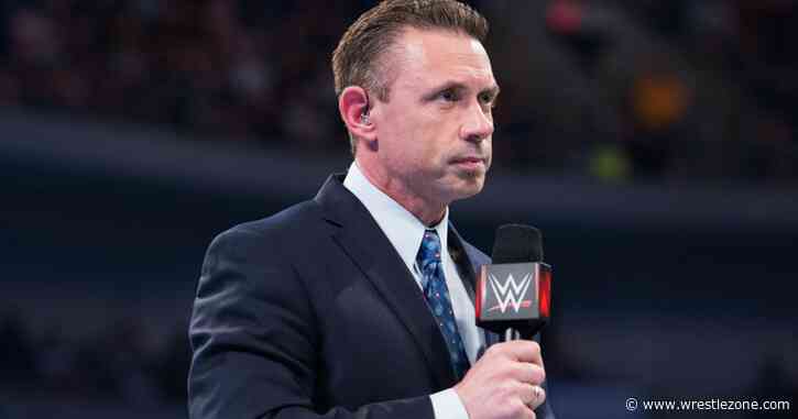Michael Cole Names WWE Stars He Sees as a Future Commentator