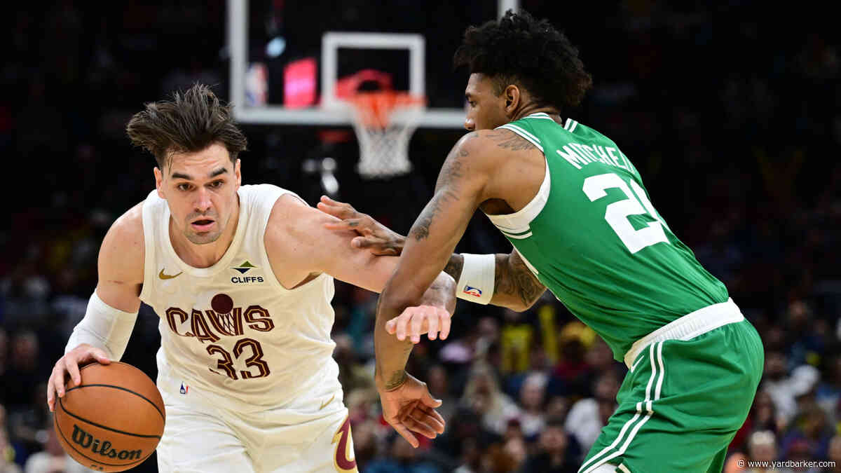 NBA Notes: Cavs, Mario Hezonja, Rockets, Marcus Smart, Bucks