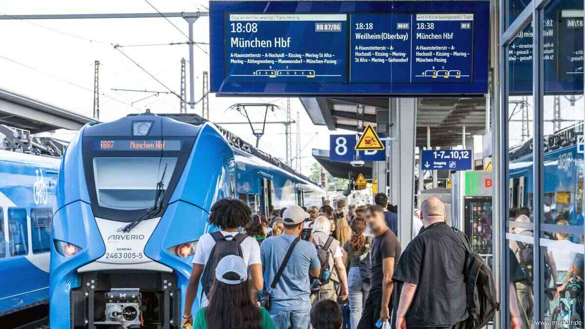 Wichtige Pendlerstrecke in Bayern bedroht: Bald nur noch halb so viel Züge?