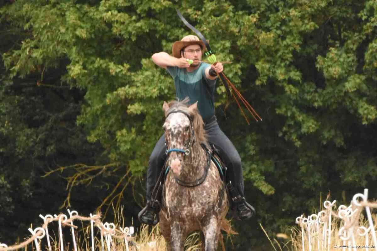 Im Galopp den Pfeil ins Ziel: Dieser Sport in Freiberg ist nichts für schwache Nerven