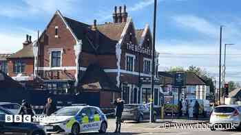 Man dies after stabbing at Sutton Coldfield pub